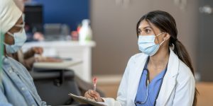 Zespół interdyscyplinarny w rehabilitacji obrzęków limfatycznych